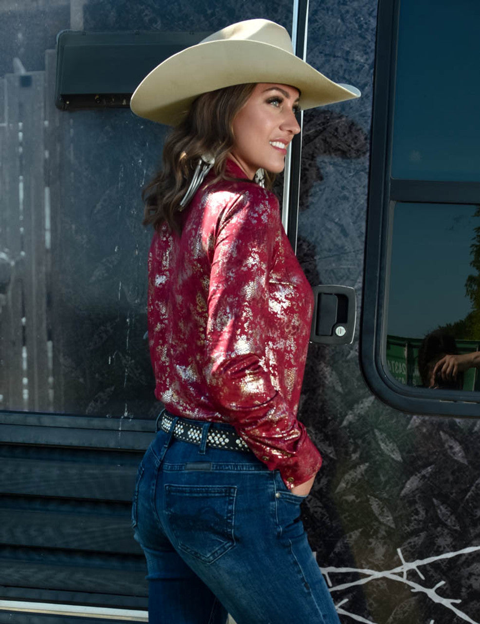 COWGIRL TUFF Red Metallic Snakeskin Pullover Button-Up