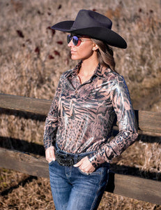 COWGIRL TUFF Tan Shiny Animal Print Lightweight Stretch Jersey Pullover Button Up