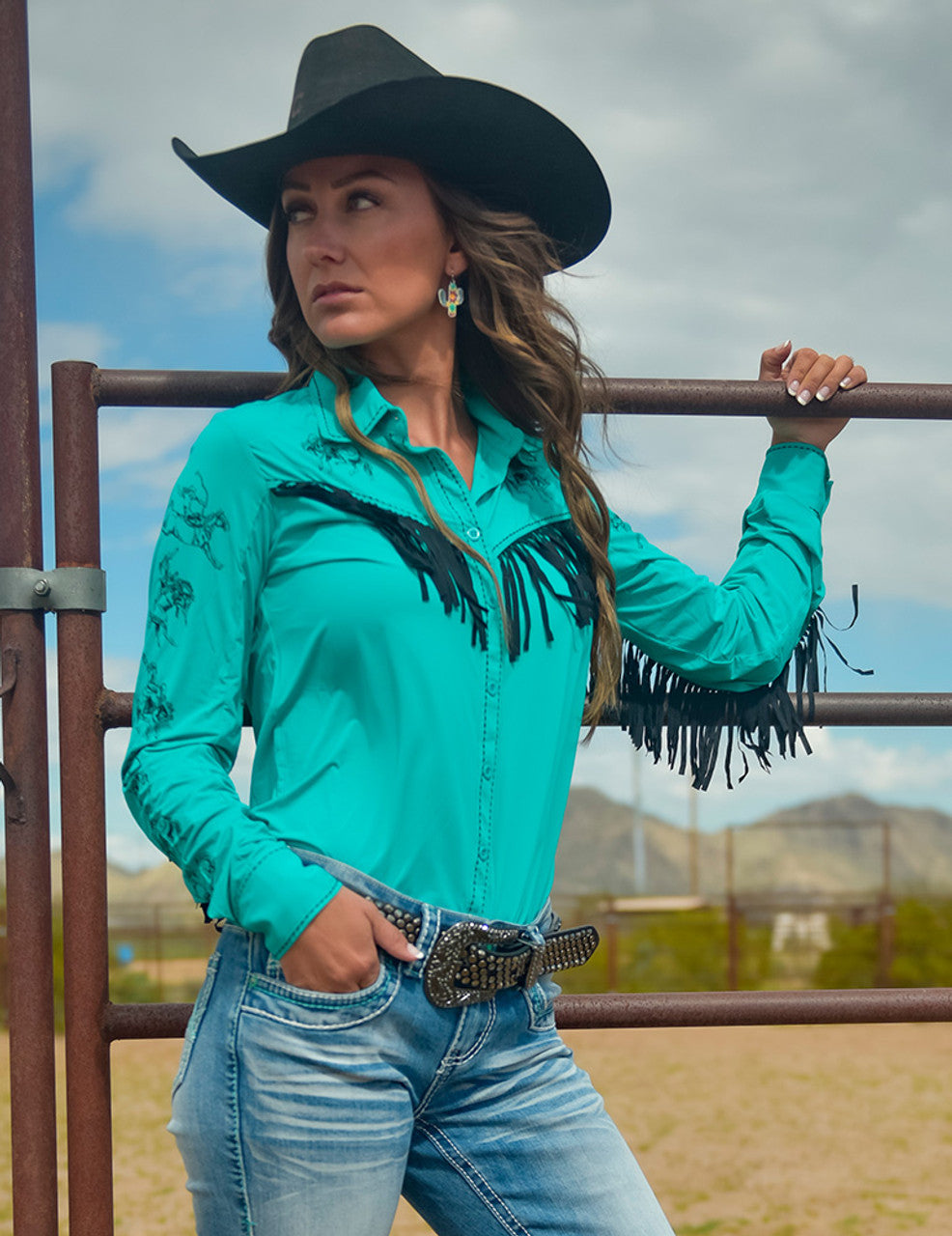 COWGIRL TUFF Black Turquoise Breathe Lightweight Stretch Jersey With Printed Horses Pullover Button Up