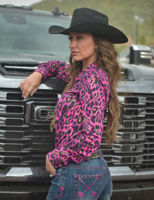 COWGIRL TUFF Hot Pink Leopard Print Pullover Button-Up