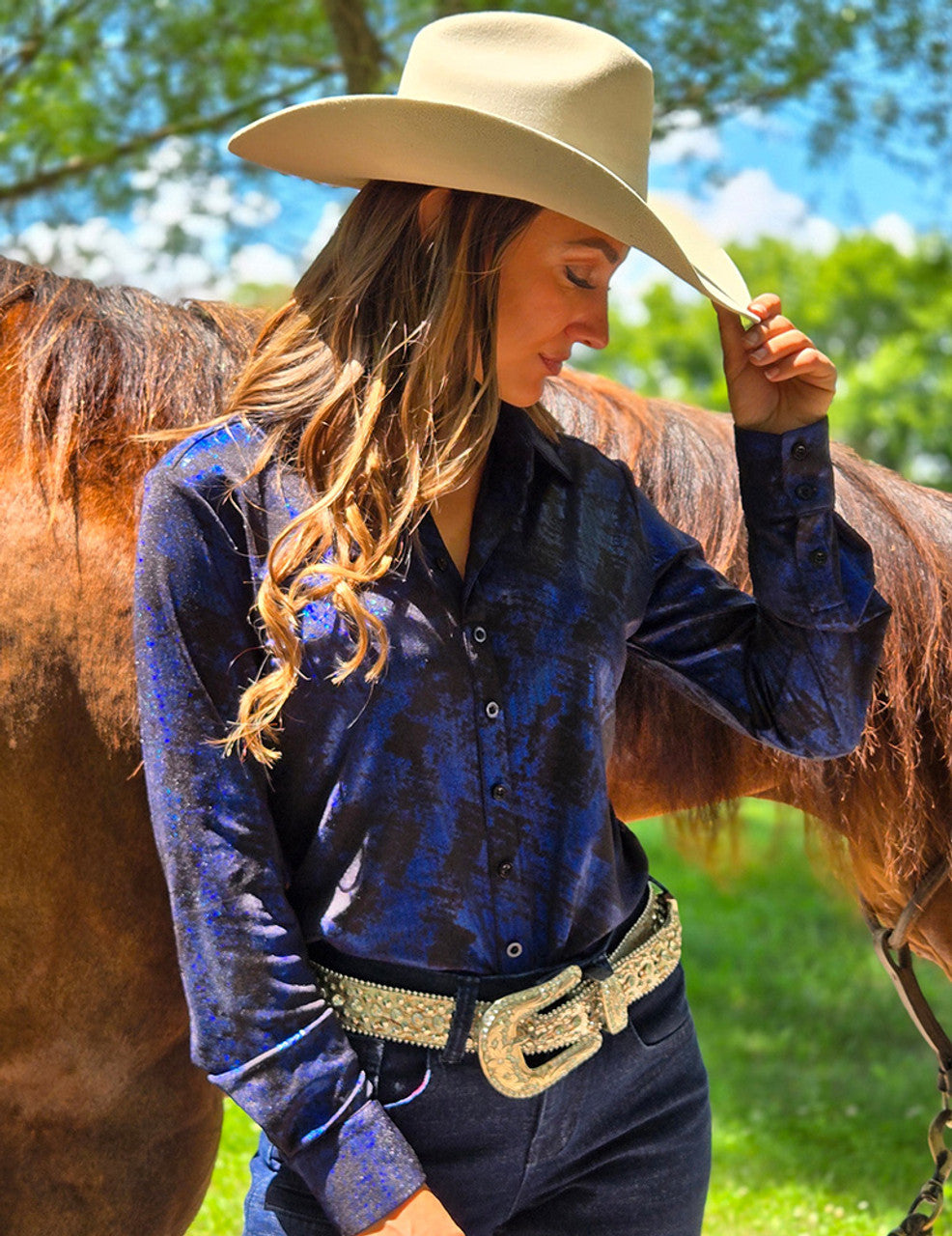 COWGIRL TUFF Pullover Button Up (Royal Blue Iridescent Swishes Over Black Lightweight Jersey High Stretch)