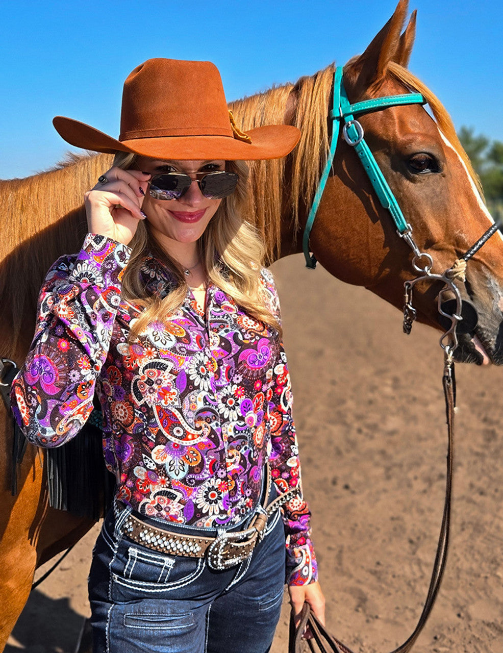 COWGIRL TUFF Multi Colored Paisley Stretch Midweight Jersey Pullover Button Up