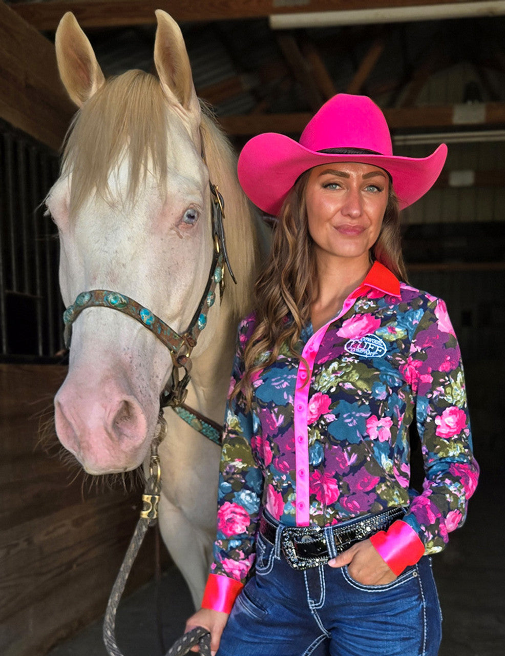 COWGIRL TUFF Hot Pink Floral Stretch Midweight Jersey Pullover Button Up