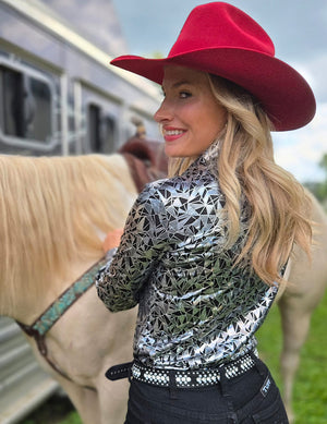 COWGIRL TUFF Silver Pink & Black Metallic Stretch Lightweight Pullover Button Up