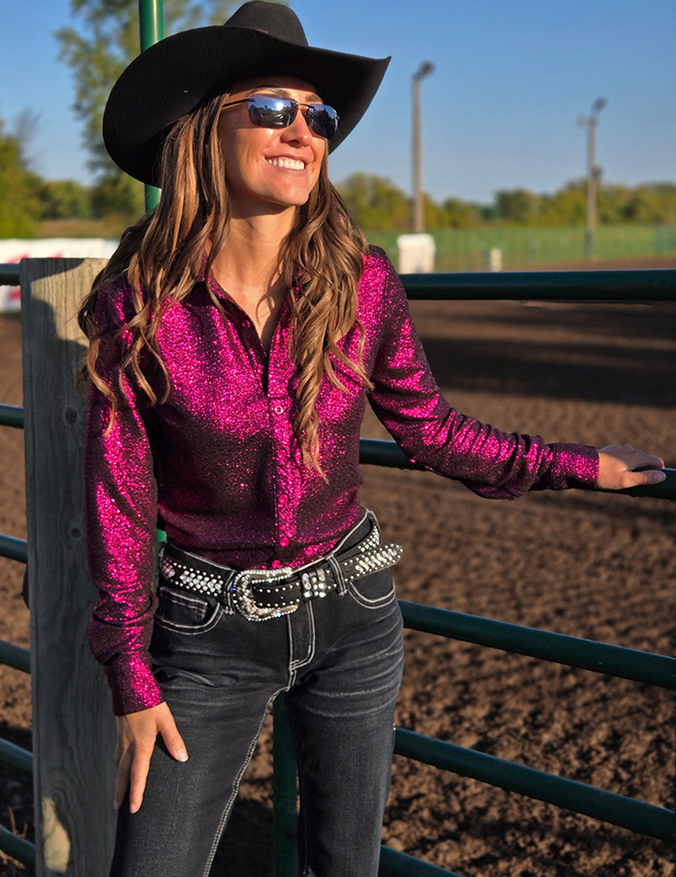 COWGIRL TUFF Pullover Magenta Shimmer Button Up