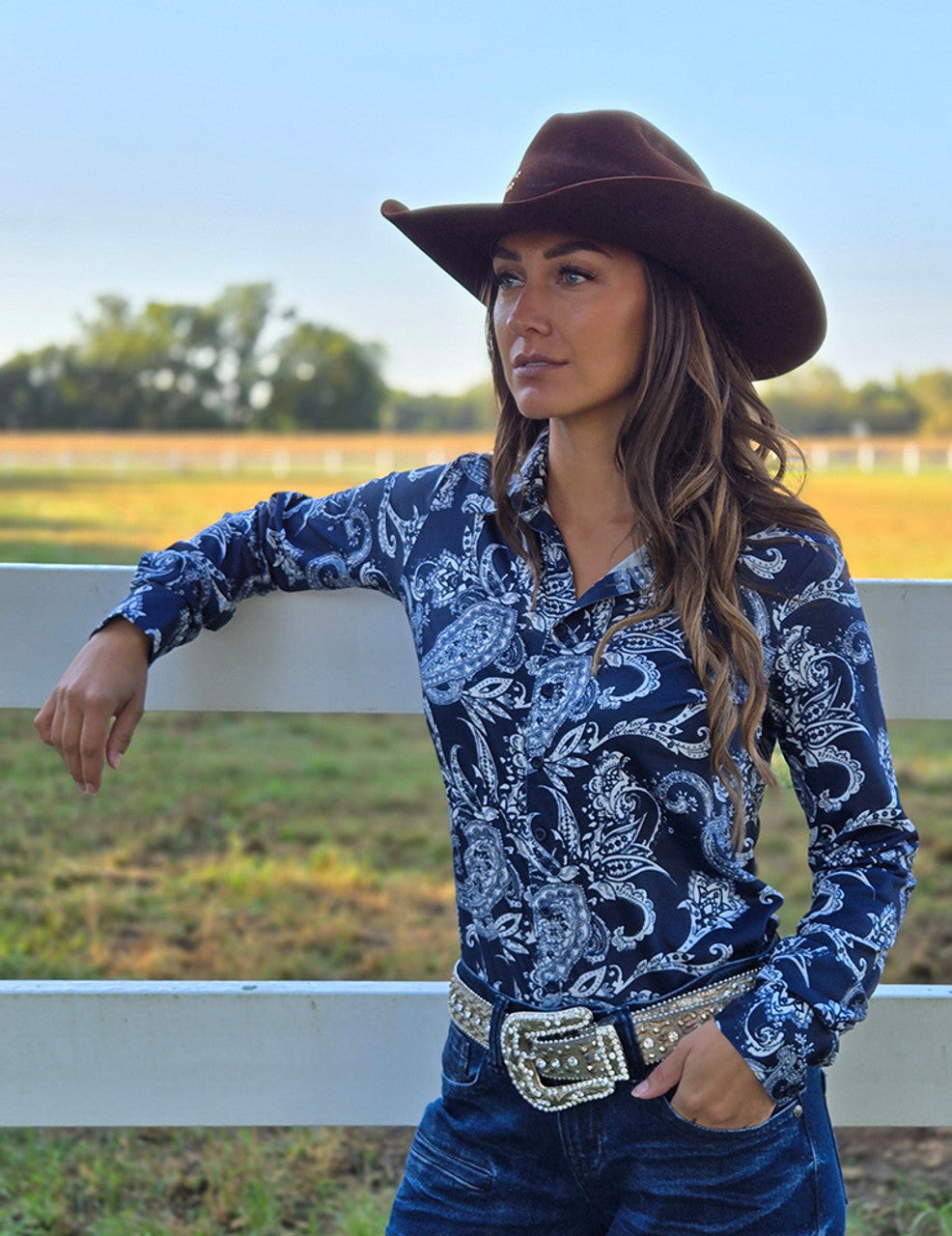 COWGIRL TUFF Pullover Button Up (Sapphire And White Paisley Medium Weight And Medium Stretch)