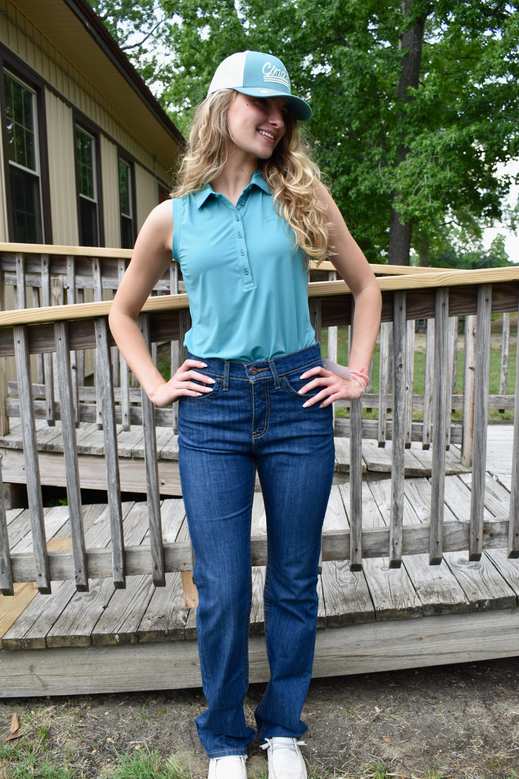CINCH Women's Blue Sleeveless Polo