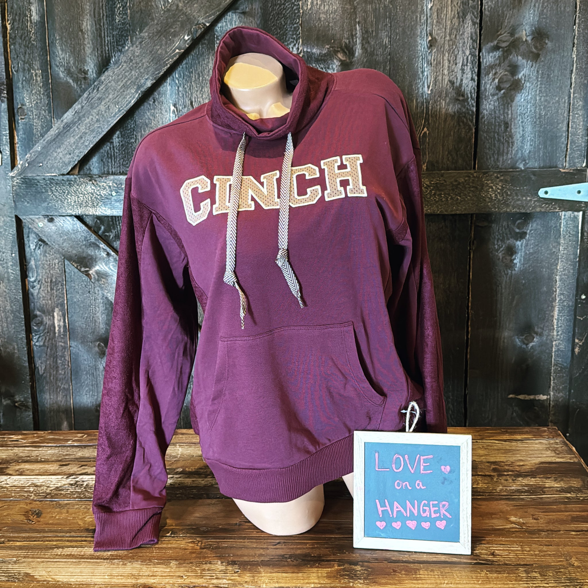 CINCH Women's Pullover – Love on a Hanger Western Boutique