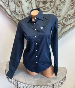 CINCH Women's Arena Fit Button-Down Shirt Love on a Hanger Western Boutique CINCH Women's Arena Fit Button-Down Shirt Love on a Hanger Western Boutique