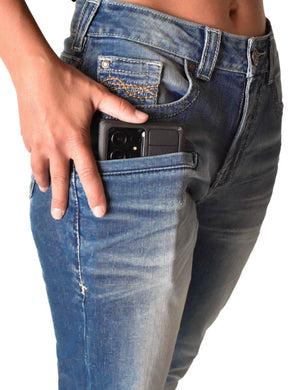 COWGIRL TUFF Shattered Blue Jeans