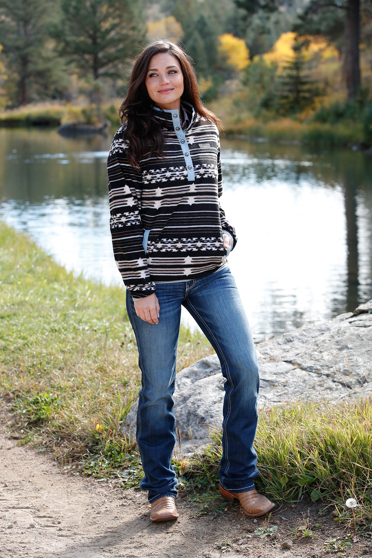 CINCH Women's Pullover Fleece