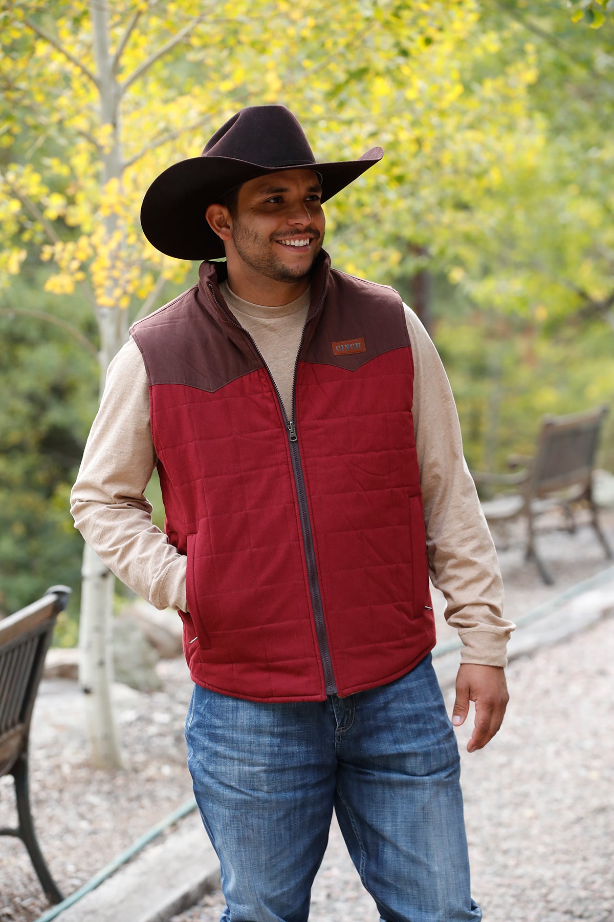 CINCH Men's Burgundy Reversible Quilted Vest