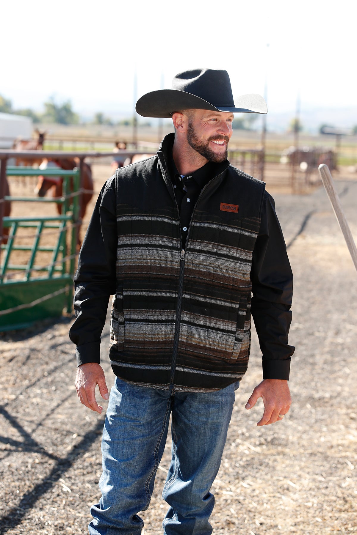 CINCH Men's Brown Reversible Quilted Vest