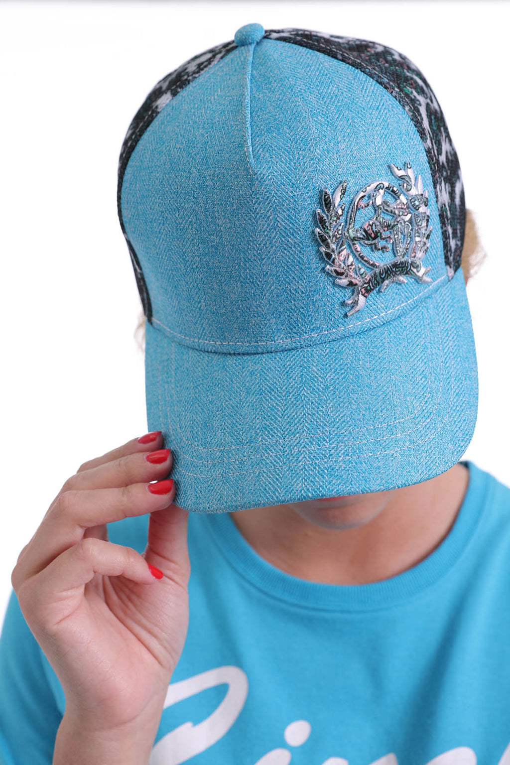 CINCH Women's Mesh Back Trucker - Light Blue