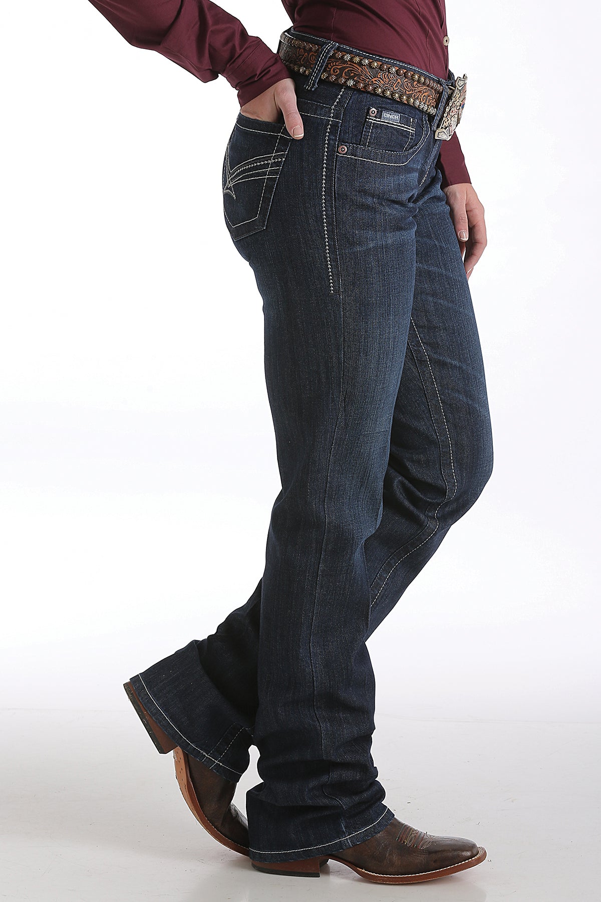 CINCH Women's Ada Relaxed Fit Dark Stonewash