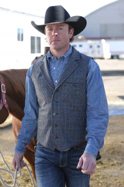 MILLER RANCH Men's Plaid Wool Vest